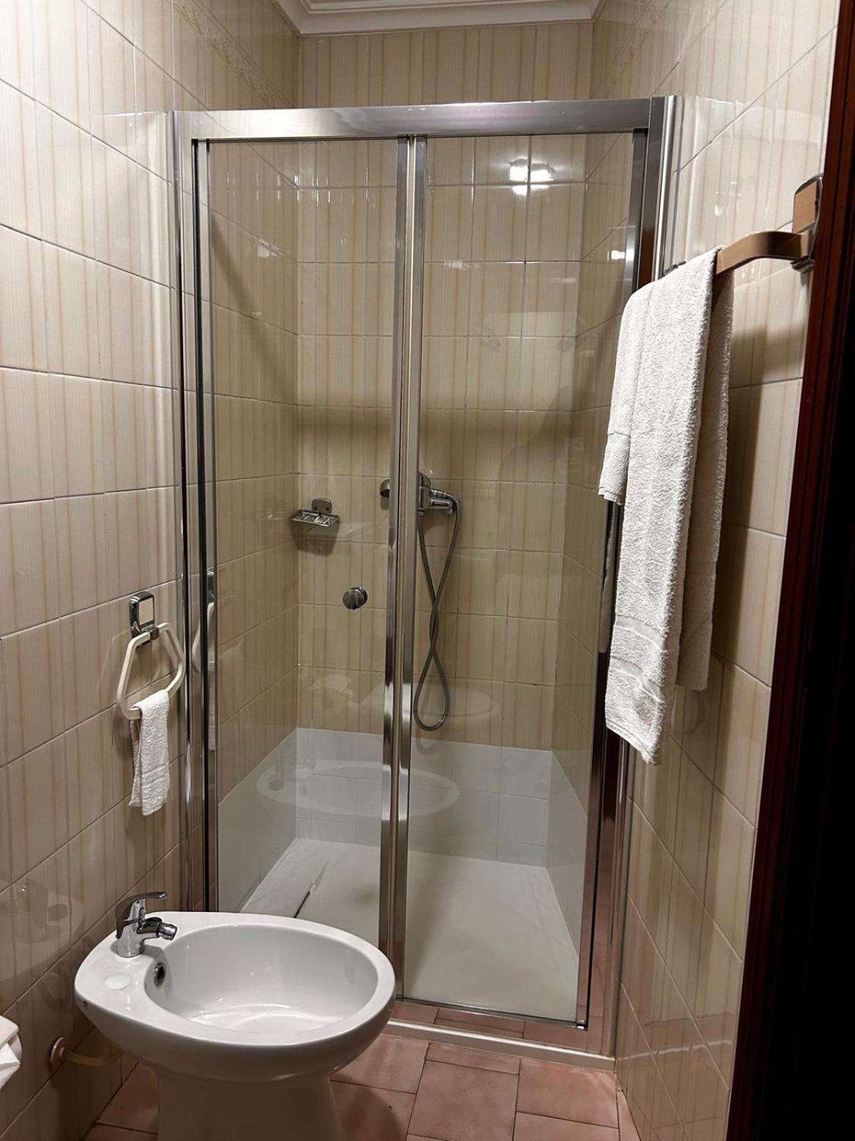 Bed and Breakfast Residencial Real - Antiga Rosas Vila Real Exterior foto